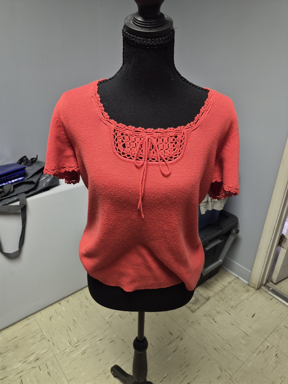 Women's Coral Short-Sleeve Knit Top with Crochet Neck Tie
